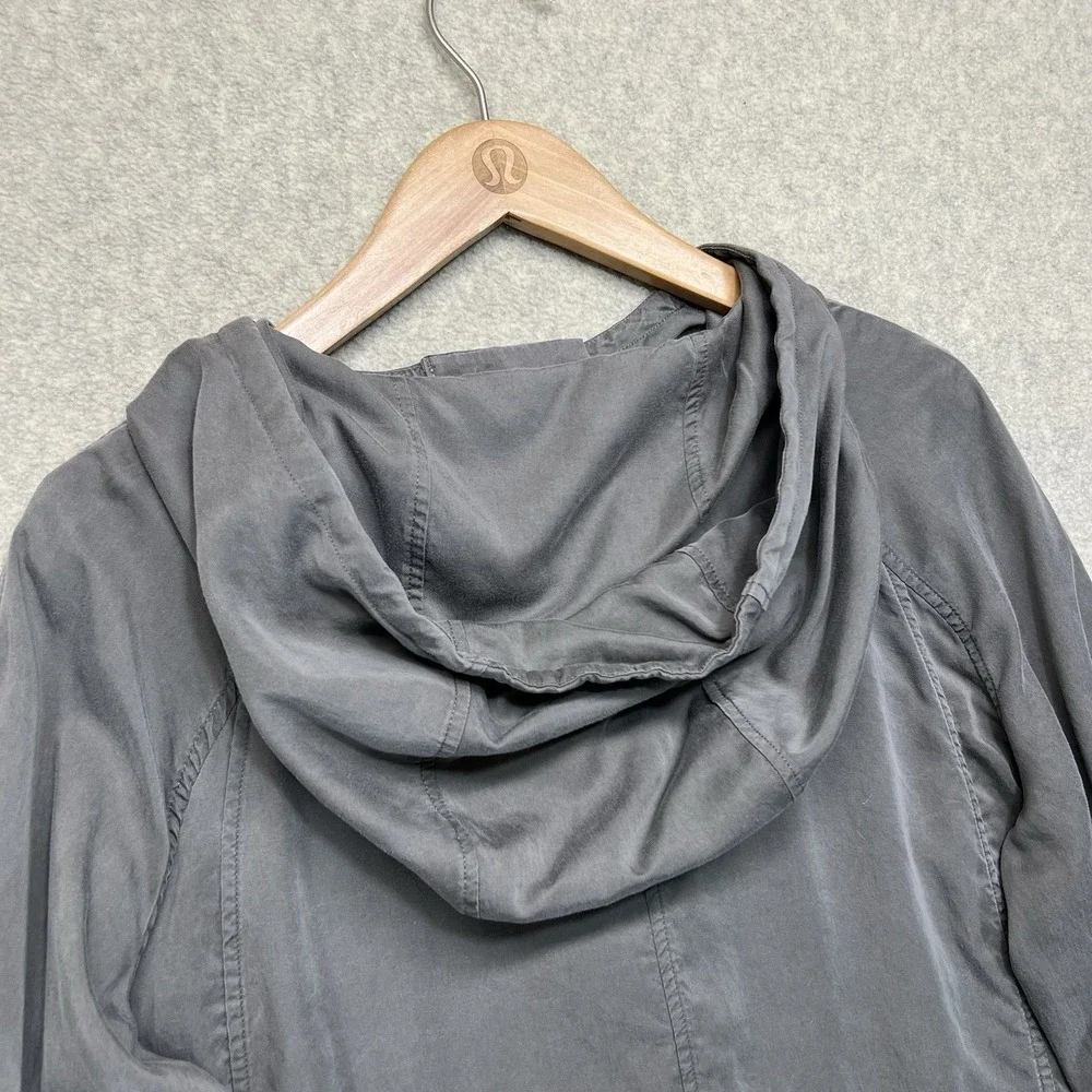 Lululemon Womens Hooded Jacket Gray Longline Lightweight Coat Size 10‎